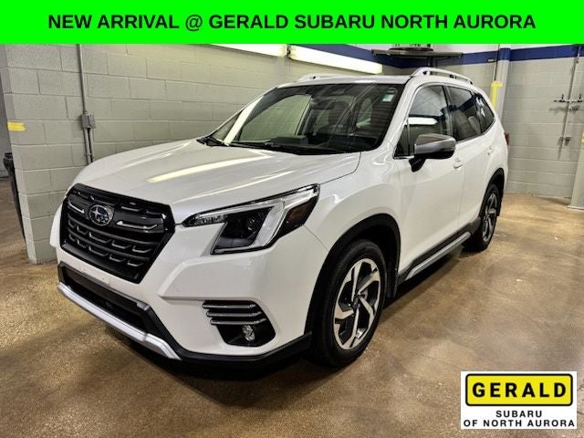 2024 Subaru Forester Touring AWD w/Navi & Leather