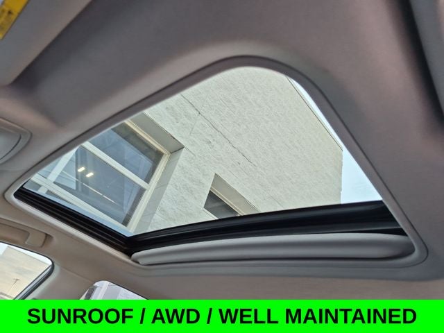 2018 Toyota RAV4 XLE AWD w/Blind Spot Monitor & Sunroof
