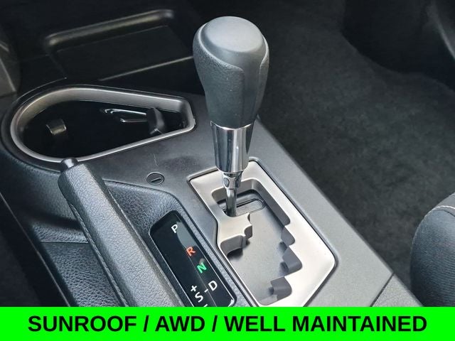 2018 Toyota RAV4 XLE AWD w/Blind Spot Monitor & Sunroof
