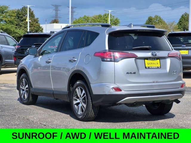 2018 Toyota RAV4 XLE AWD w/Blind Spot Monitor & Sunroof
