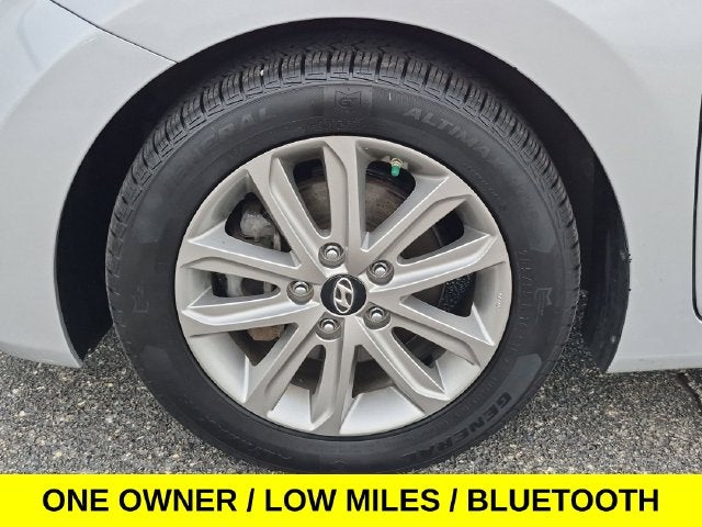 2014 Hyundai Elantra SE w/Low Miles