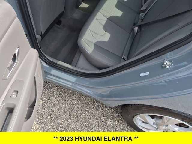 2023 Hyundai Elantra SE