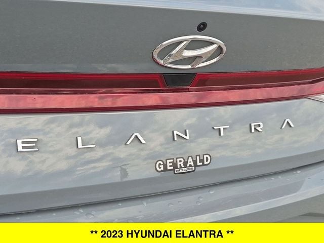 2023 Hyundai Elantra SE
