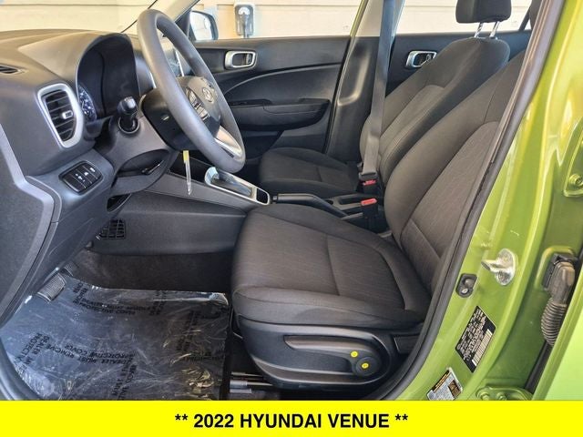2022 Hyundai Venue SE