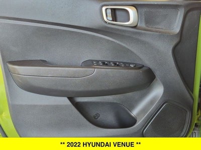 2022 Hyundai Venue SE