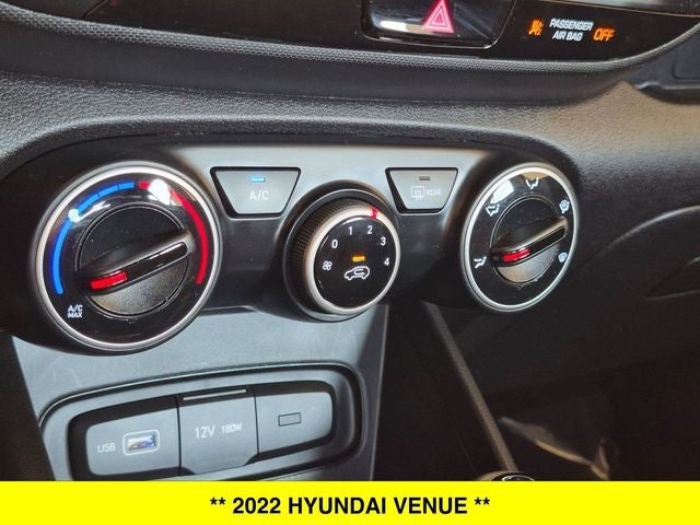 2022 Hyundai Venue SE