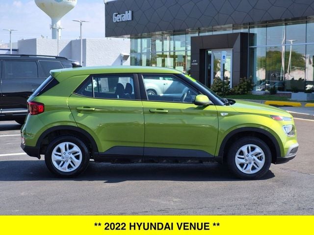 2022 Hyundai Venue SE