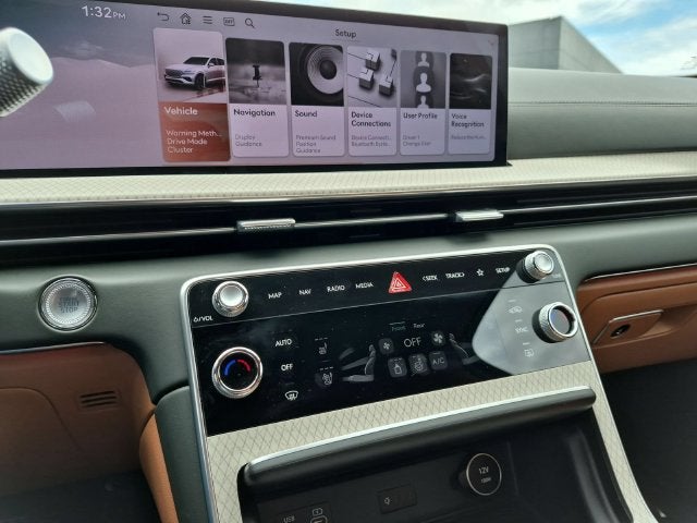 2025 Genesis GV80 2.5T Prestige