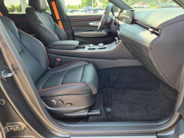 2026 Genesis GV70 3.5T Sport Advanced