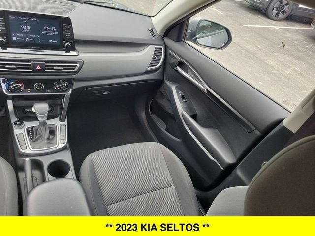 2023 Kia Seltos LX AWD