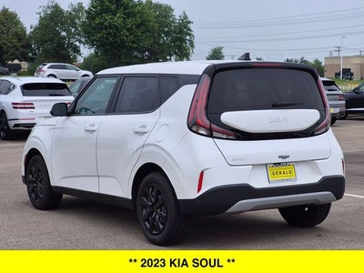 2023 Kia Soul LX