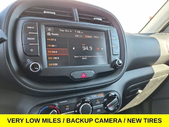 2022 Kia Soul LX w/Low Miles