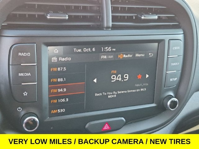 2022 Kia Soul LX w/Low Miles
