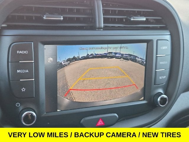 2022 Kia Soul LX w/Low Miles