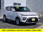 2022 Kia Soul LX w/Low Miles