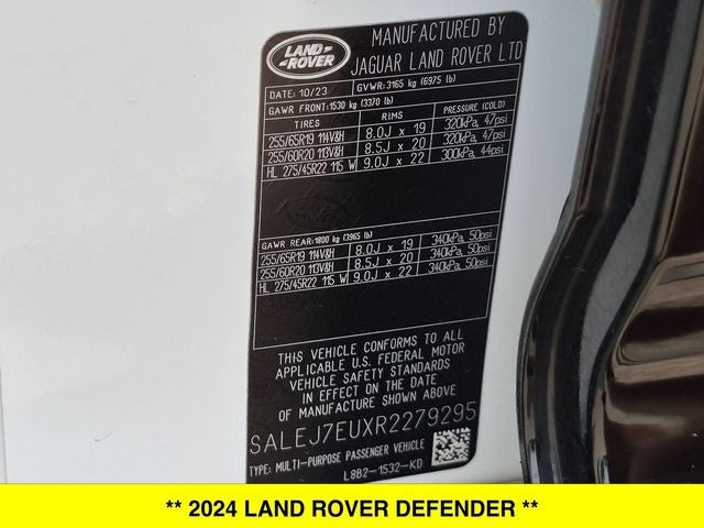 2024 Land Rover Defender 110 S