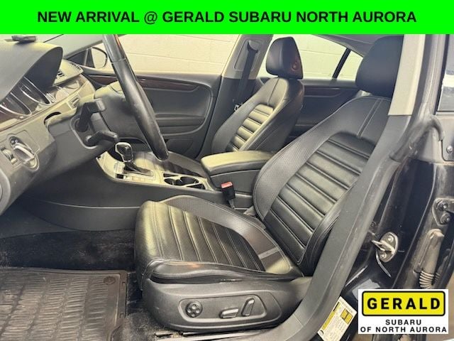 2012 Volkswagen CC Lux Limited w/Leather & Sunroof