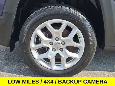 2018 Jeep Renegade Latitude 4X4 w/Low Miles & Heated Seats