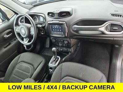 2018 Jeep Renegade Latitude 4X4 w/Low Miles & Heated Seats
