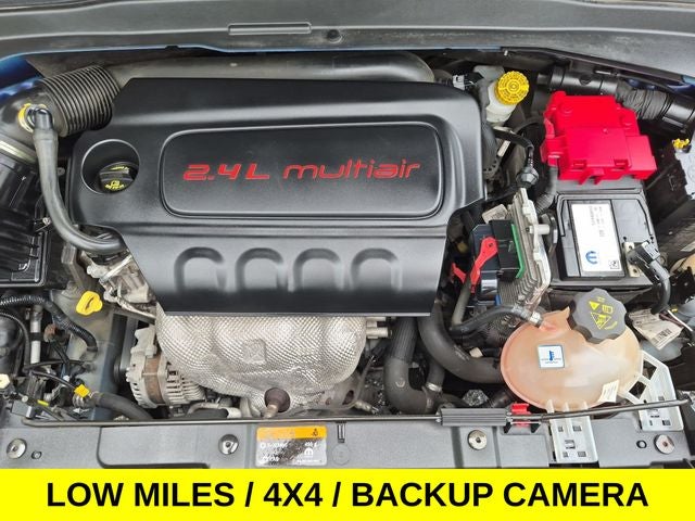 2018 Jeep Renegade Latitude 4X4 w/Low Miles & Heated Seats