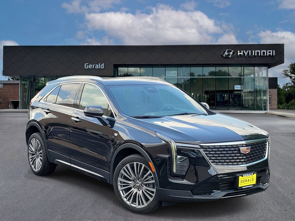 2024 Cadillac XT4 Premium Luxury
