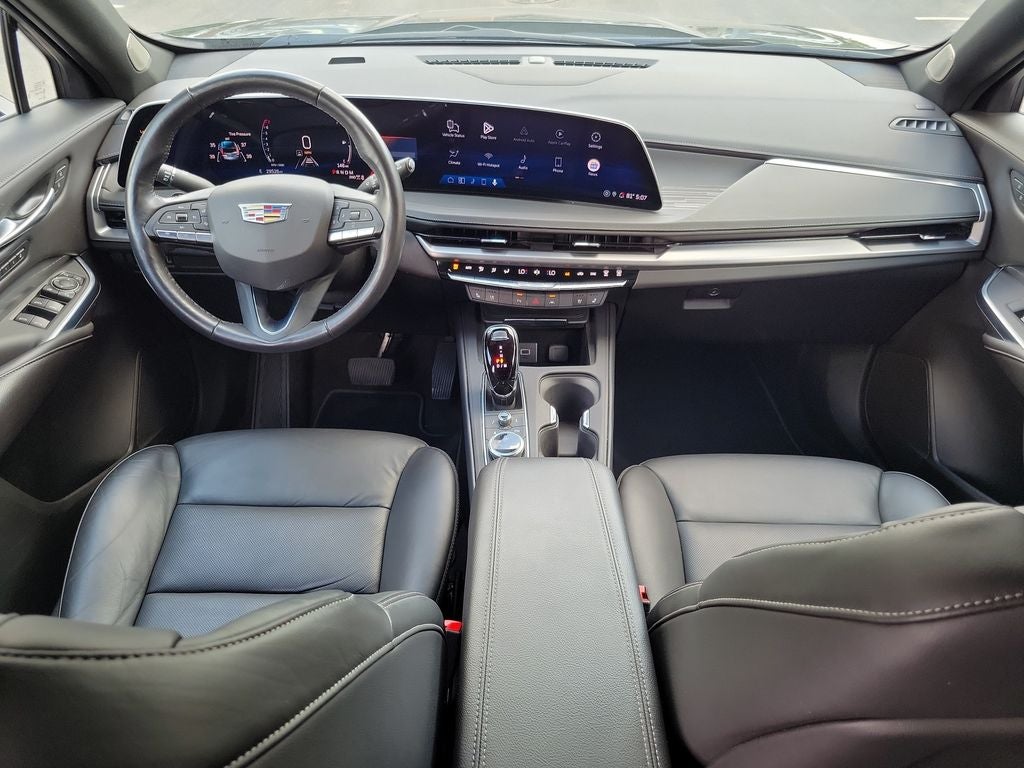 2024 Cadillac XT4 Premium Luxury