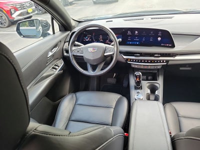 2024 Cadillac XT4 Premium Luxury