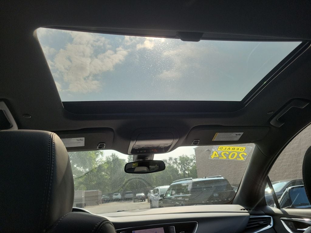 2024 Buick Enclave Essence