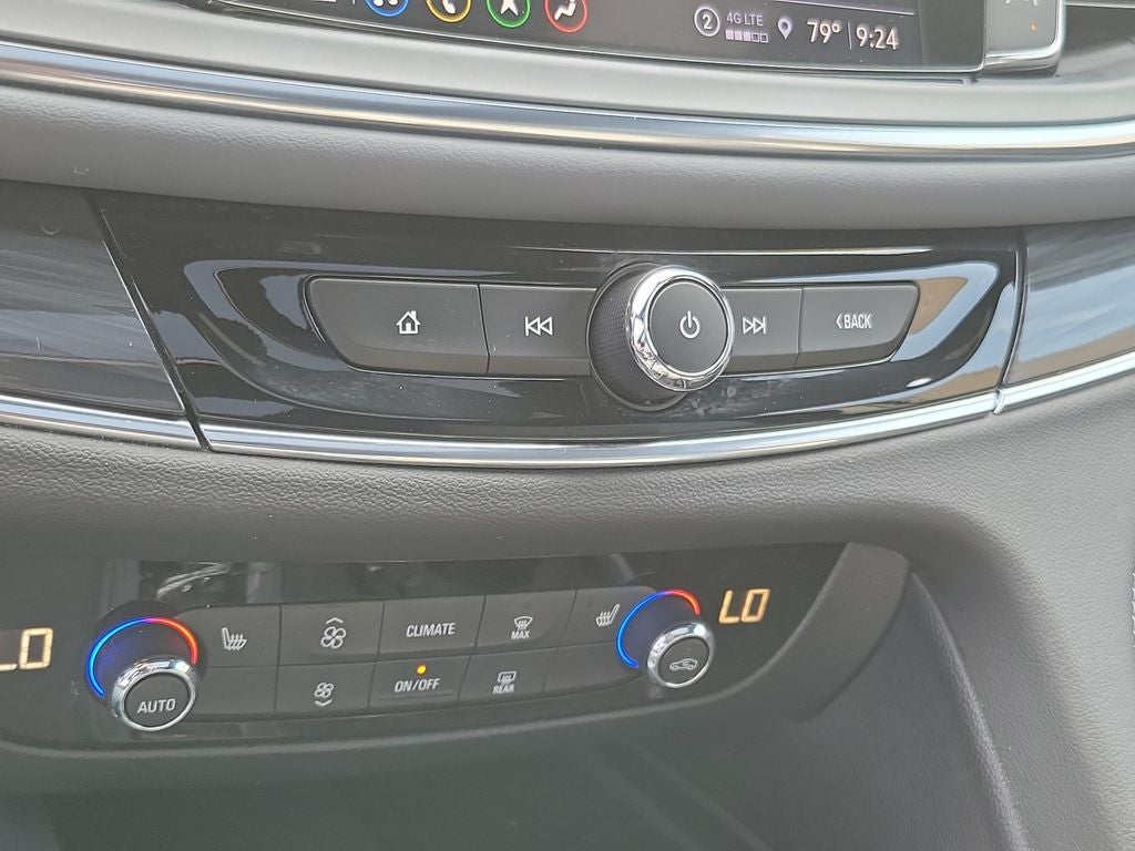 2024 Buick Enclave Essence