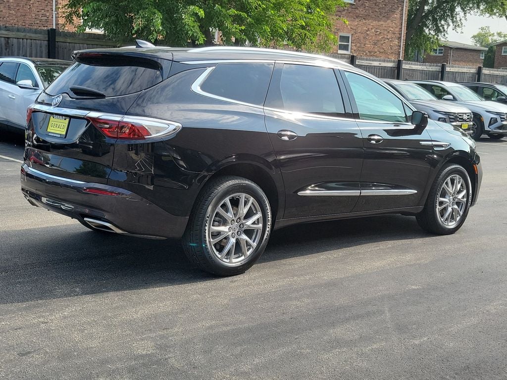 2024 Buick Enclave Essence
