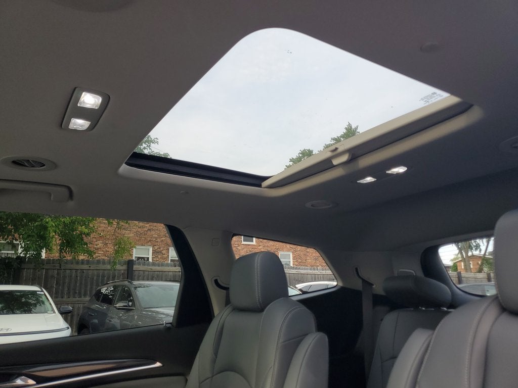 2021 Buick Enclave Essence