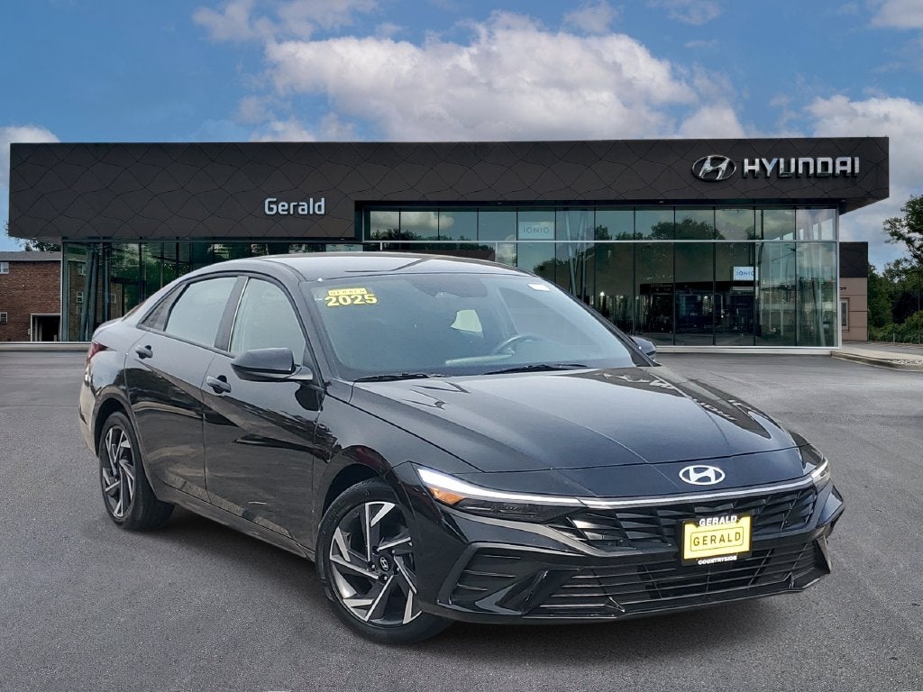 2025 Hyundai Elantra SEL
