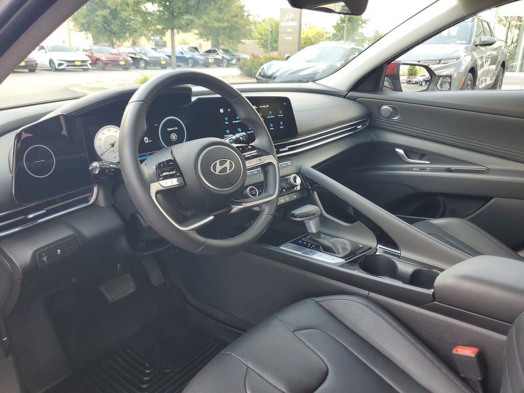 2025 Hyundai Elantra Limited
