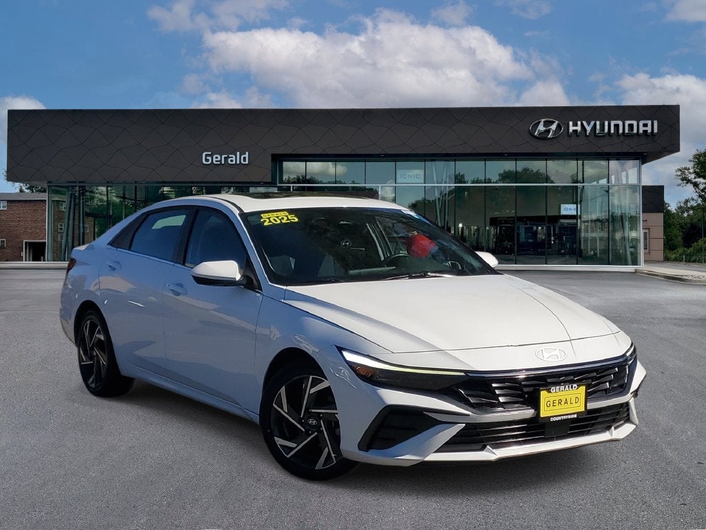 2025 Hyundai Elantra SEL Convenience