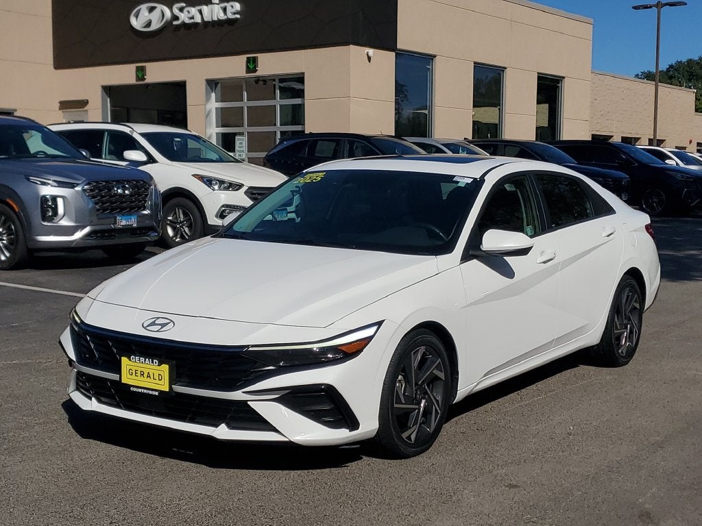 2025 Hyundai Elantra SEL Convenience