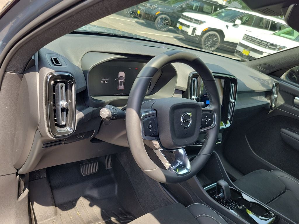 2023 Volvo XC40 Recharge Pure Electric Twin Plus