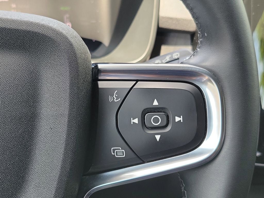 2023 Volvo XC40 Recharge Pure Electric Twin Plus