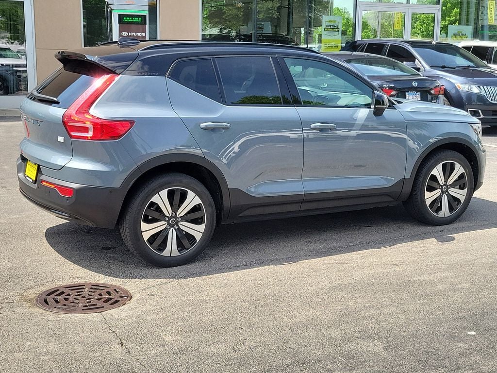 2023 Volvo XC40 Recharge Pure Electric Twin Plus