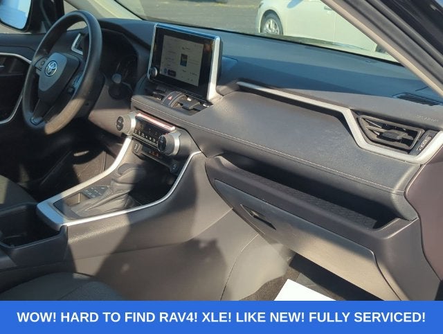 2025 Toyota RAV4 XLE AWD