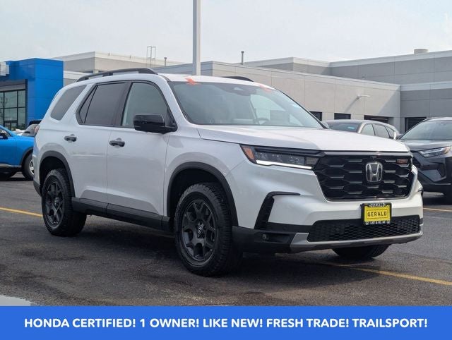 2023 Honda Pilot TrailSport AWD