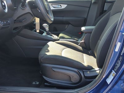 2022 Kia Forte LXS Tech Package