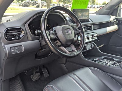 2023 Honda Pilot TrailSport AWD **LOADED**