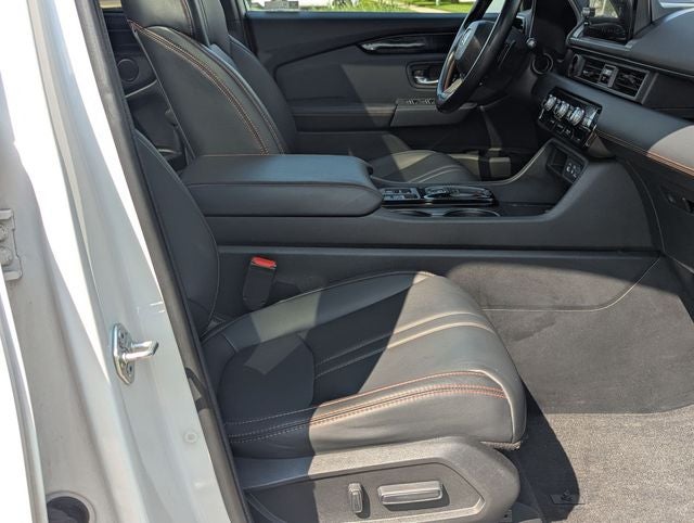 2023 Honda Pilot TrailSport AWD **LOADED**