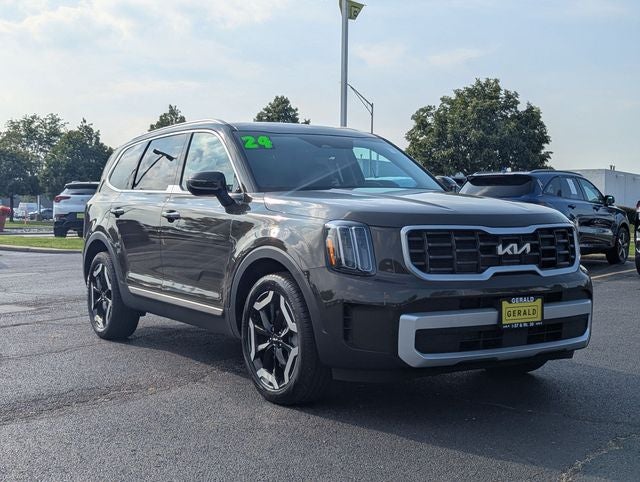 2024 Kia Telluride S AWD SUNROOF PACKAGE