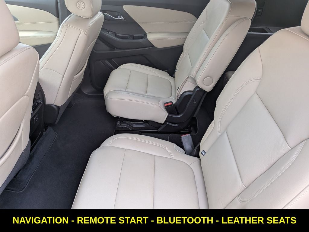 2022 Chevrolet Traverse LT Leather