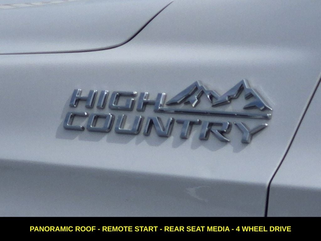 2023 Chevrolet Suburban High Country 4WD