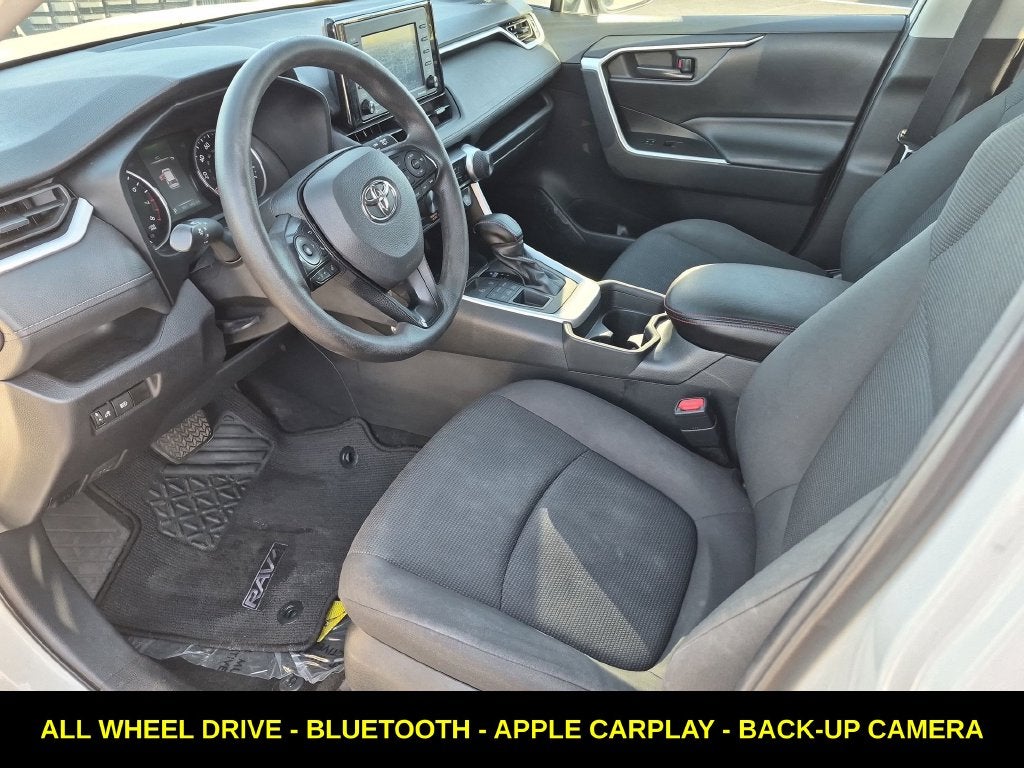 2021 Toyota RAV4 LE AWD