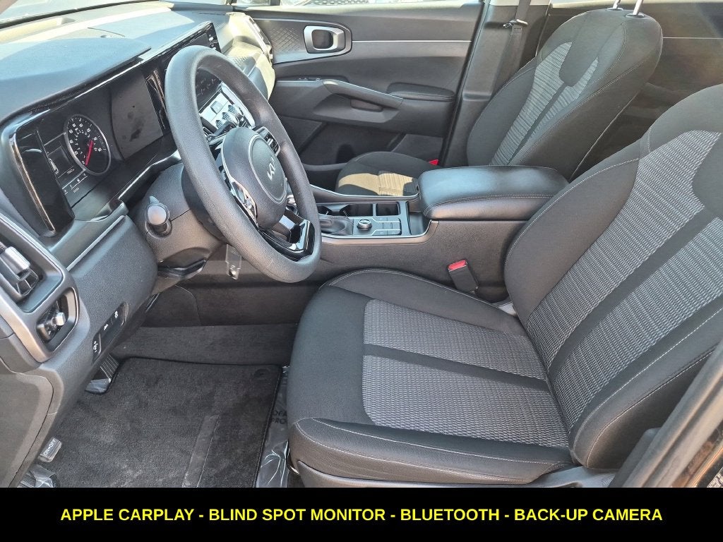 2023 Kia Sorento LX