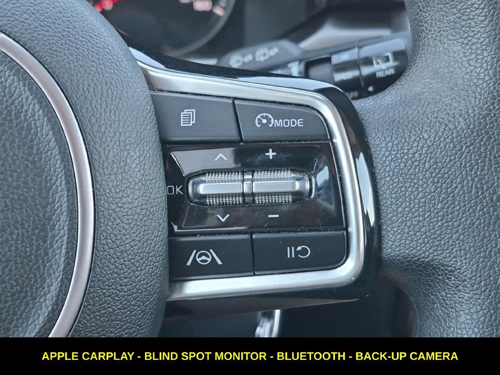 2023 Kia Sorento LX