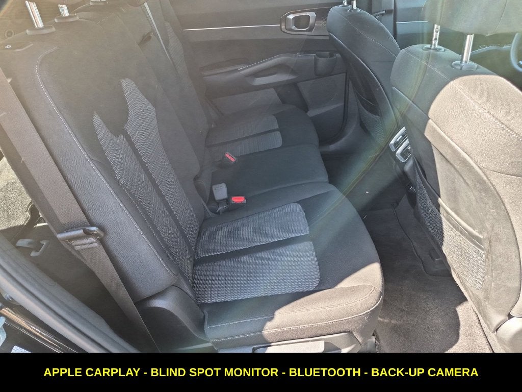 2023 Kia Sorento LX